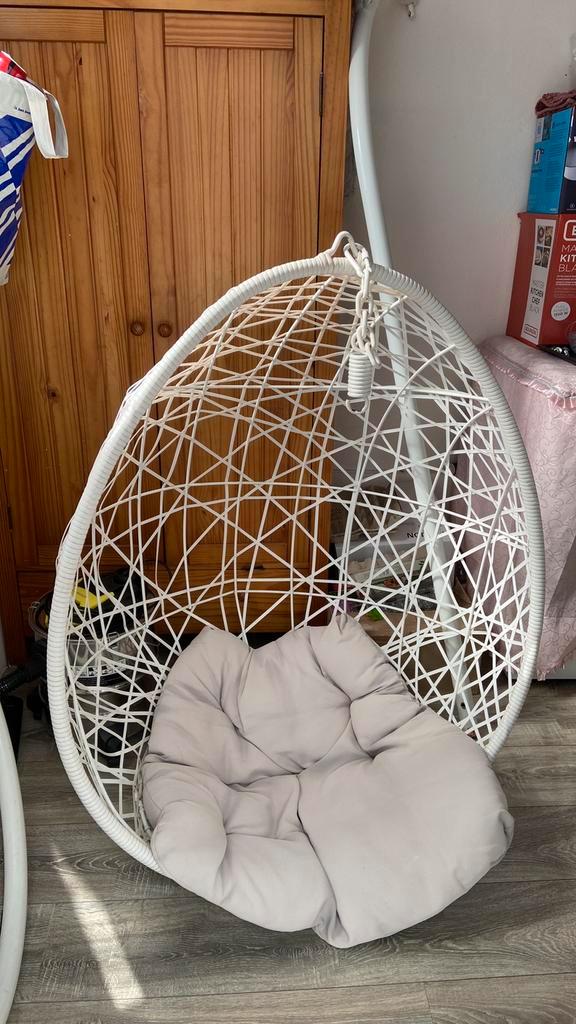 Mooie schommelstoel, Tuin en Terras, Tuinstoelen, Metaal, Ophalen