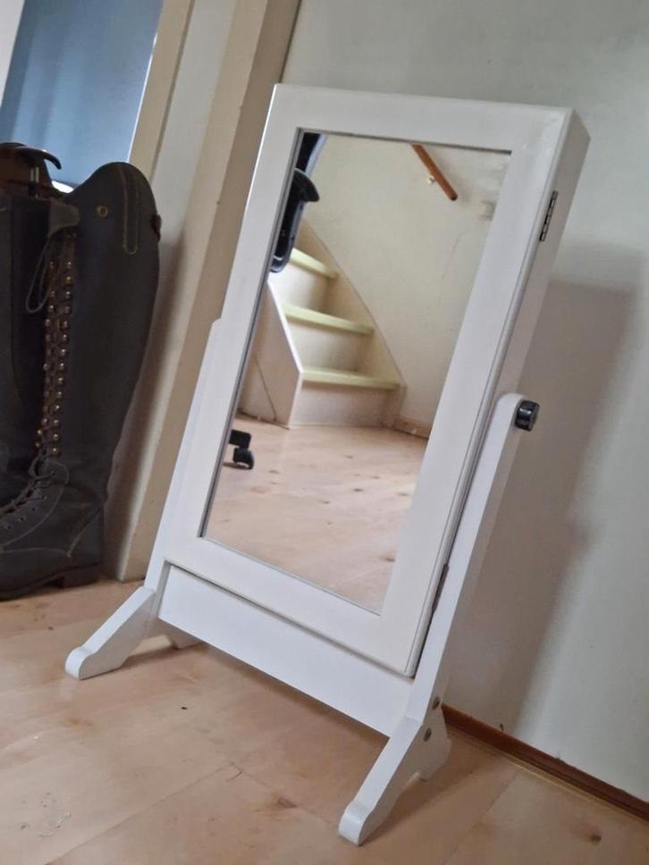 Staande sieradenkast met spiegel, Huis en Inrichting, Woonaccessoires | Spiegels, Gebruikt, Minder dan 50 cm, 100 tot 150 cm, Rechthoekig