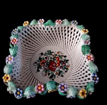 Gubbio C.A.F.F. Keramische gevlochten mandje beschikbaar voor biedingen