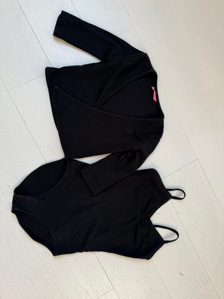 Balletpakje en vestje maat 10 jaar, Zwart, Overige typen, Ophalen of Verzenden, Maat 34 (XS) of kleiner