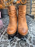Invito: Stoere bruine nubuck leer enkellaars maat 37, Ophalen, Bruin, Lage of Enkellaarzen, Zo goed als nieuw