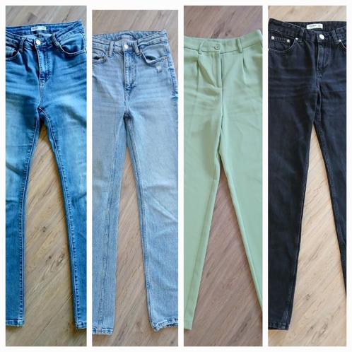 Pakket broeken Bershka Noisy May in maat 34 XS, Kleding | Dames, Dames-kledingpakketten, Zo goed als nieuw, Maat 34 (XS) of kleiner