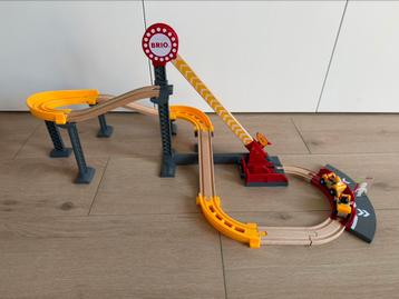 Brio houten speelgoed achtbaan beschikbaar voor biedingen