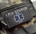 Militaire patch I Fix Stupid (8x5cm), Verzamelen, Militaria | Algemeen, Ophalen of Verzenden, Landmacht, Nederland, Embleem of Badge