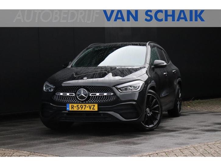 Mercedes-Benz GLA 180 AMG Line | PANO | CAMERA | NAVI | CRUI, Auto's, Mercedes-Benz, Te koop, GLA, ABS, Achteruitrijcamera, Airbags