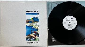 LE1 Level 42 Staring at the sun  GERM  €7,50 Polydor    beschikbaar voor biedingen