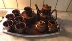 KOFFIESERVIES 9-delig BRUIN SIXTIES SEVENTIES, Ophalen, Overige materialen, Gebruikt, Overige stijlen