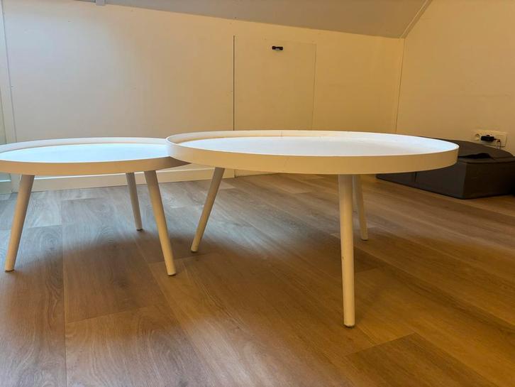 Witte set salontafels WOOOD, Huis en Inrichting, Tafels | Bijzettafels, Gebruikt, Rond, Minder dan 45 cm, 75 cm of meer, Hout