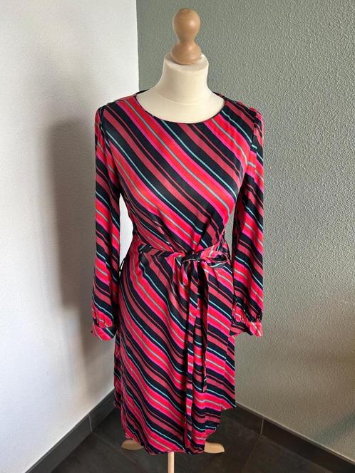 Fabienne Chapot maat 36 Helen stripe dress roze, Kleding | Dames, Jurken, Zo goed als nieuw, Maat 36 (S), Roze, Onder de knie
