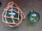 2 vintage glazen drijvers macrame bijzonder, Antiek en Kunst, Curiosa en Brocante, Ophalen of Verzenden
