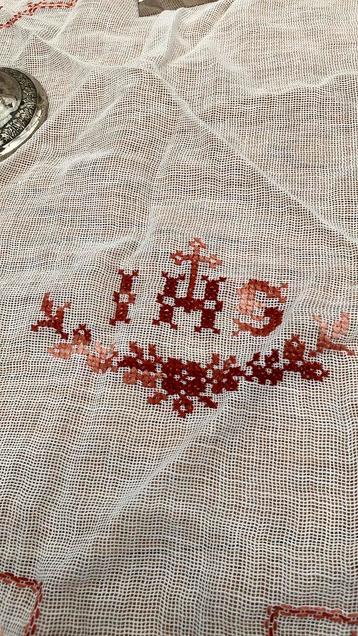 Religie bedieningsset kruis 2 kandelaars beschikbaar voor biedingen