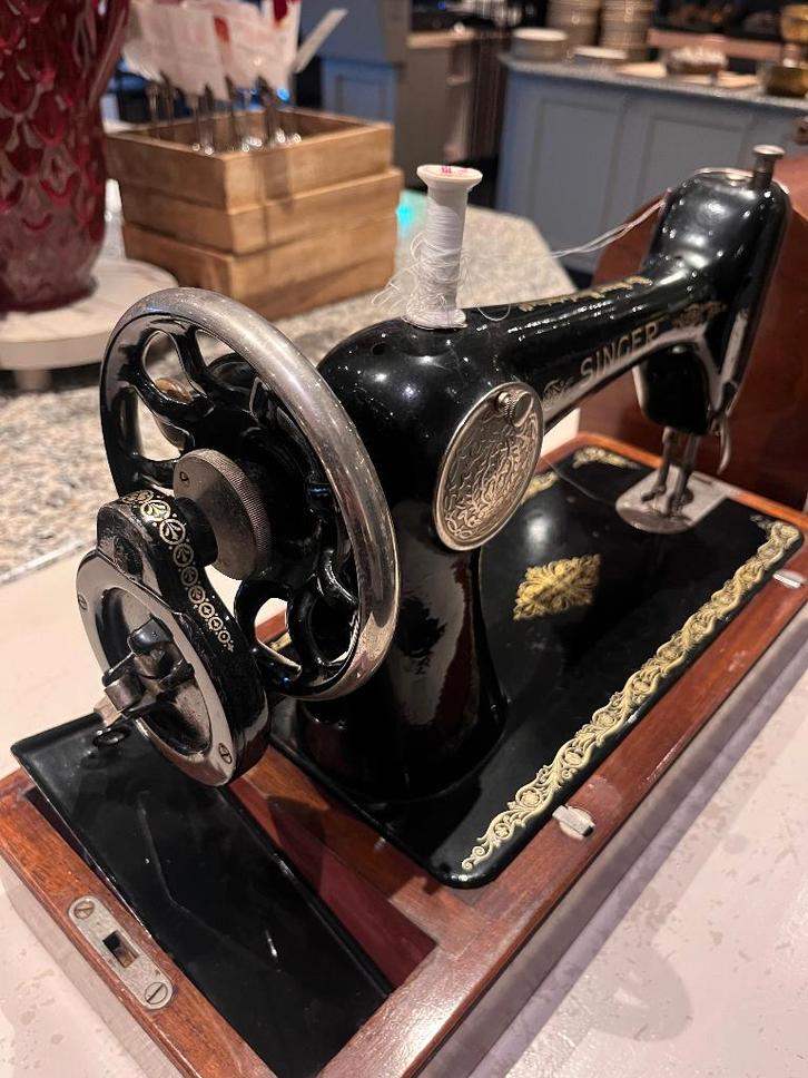 Antiek Naai Machine Singer Manufacturing Co. Y4597229, Antiek en Kunst, Antiek | Naaimachines, Ophalen