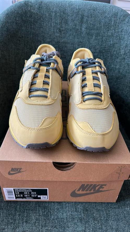 Nike Air Max 1 “Travis Scott Cactus Jack Saturn Gold”, Kleding | Heren, Schoenen, Nieuw, Overige kleuren, Ophalen of Verzenden
