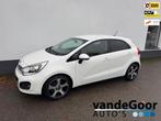Kia Rio 1.2 CVVT Super Pack, '13, camera, navi, nieuwe koppe, Euro 5, Zwart, 4 cilinders, Wit