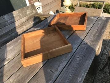 2 x dienblad oud hout houten dienbladen brocante beschikbaar voor biedingen