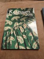 Kostuum 2016 - Nederlandse Kostuumvereniging, Ophalen of Verzenden, Zo goed als nieuw, Overige onderwerpen, Nederlandse Kostuumvereniging