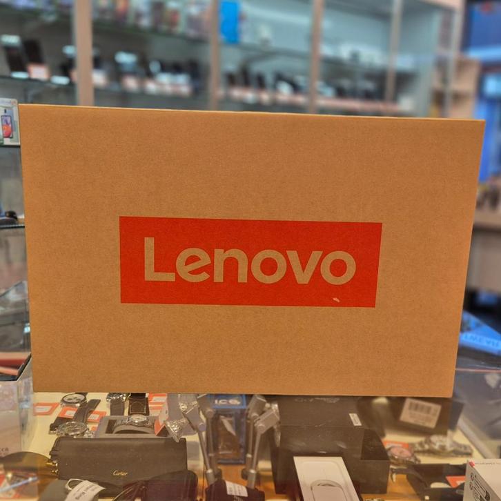Lenovo amd R3 7320 2.4ghz 8gb 128ssd nieuw in doos, Computers en Software, Windows Laptops, Nieuw
