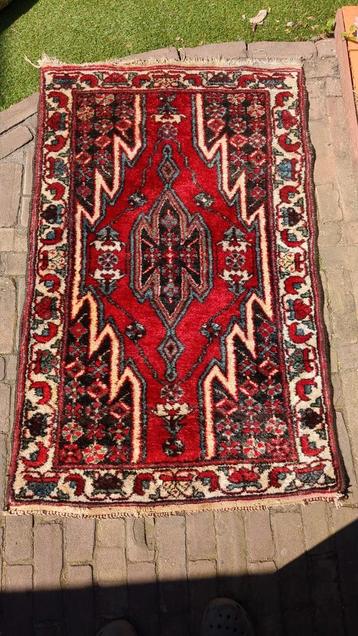 Echte Pakistaanse kleed Bouchard 124x78 rood vloerkleed beschikbaar voor biedingen
