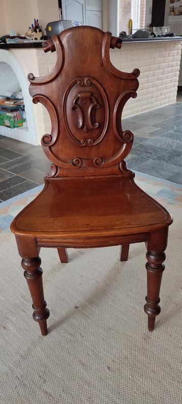 Stoel  Solid  Mahogany beschikbaar voor biedingen