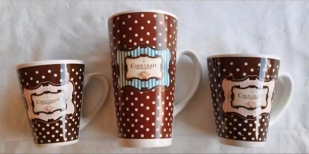 Hoge bruine mokken witte stippen chocolade koffie cappuccino, Ophalen of Verzenden, Overige stijlen, Kop(pen) en/of Schotel(s)