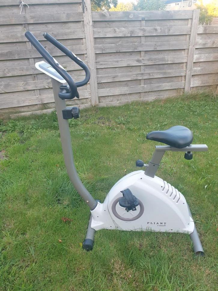 Hometrainer - Pliant by Bremshey, Sport en Fitness, Fitnessapparatuur, Gebruikt, Hometrainer, Benen, Buik, Kunststof, Ophalen