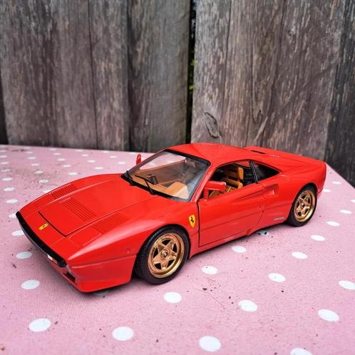 Ferrari 288 GTO 1:18, Hobby en Vrije tijd, Modelauto's | 1:18, Zo goed als nieuw, Auto, Bburago, Ophalen of Verzenden
