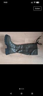 Prachtige stoere groene laarzen in maat 39, Kleding | Dames, Schoenen, Ophalen of Verzenden, Zo goed als nieuw, Groen