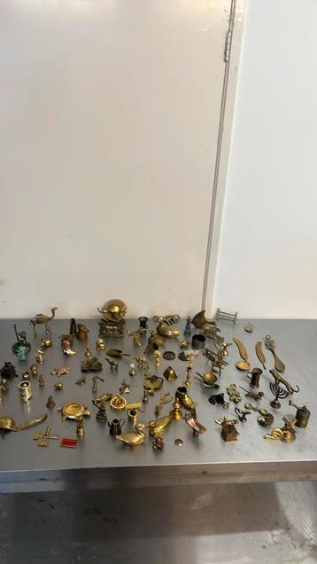 Verzameling Messing figuren beeldjes etc beschikbaar voor biedingen