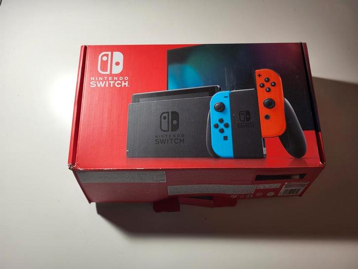 Nintendo Switch V2 2019 - Zwart/Blauw/Rood, Spelcomputers en Games, Spelcomputers | Nintendo Switch, Zo goed als nieuw, Switch 2019 Upgrade