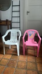 Twee plastic kinderstoeltjes ., Ophalen, Gebruikt, Plastic