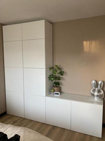 Ikea Besta witte kast 120x64x42 - afbeelding 1