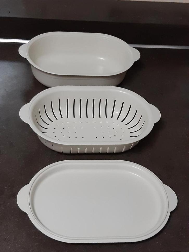 Tupperware vintage vergiet serveer schaal wit, Huis en Inrichting, Keuken | Tupperware, Schaal, Wit, Ophalen of Verzenden