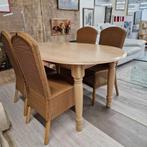 Ovale eettafel set blank hout met rieten stoelen, Ophalen, Gebruikt, ., 4 tot 6 stoelen