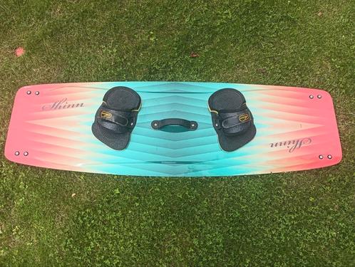 Shinn Superking Carbon Kitesurf Board - 150x50cm, Watersport en Boten, Kitesurfen, Zo goed als nieuw, Ophalen