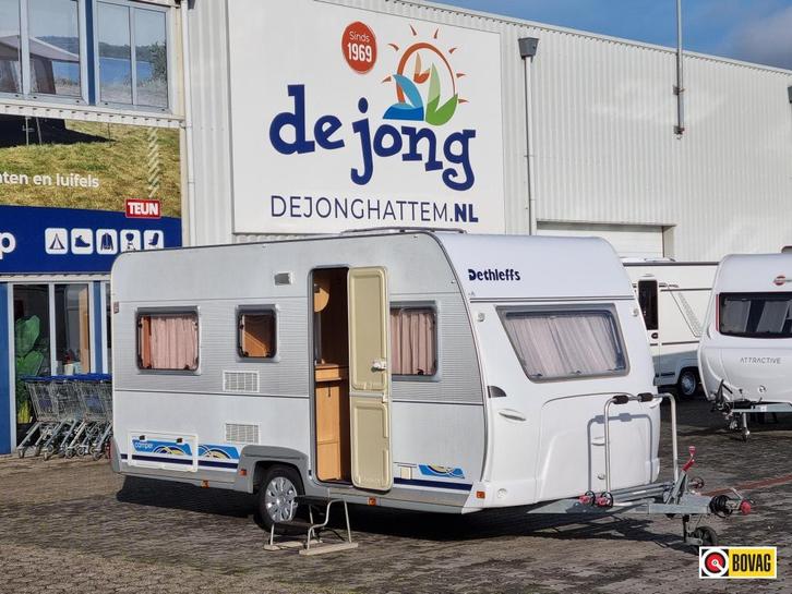 Dethleffs Camper 430 T Voortent, Caravans en Kamperen, Caravans, tot en met 4, 750 - 1000 kg, Standaardzit, Dethleffs, Dwarsbed