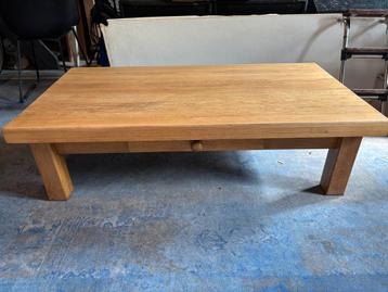 Eiken salontafel  beschikbaar voor biedingen
