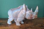 Neushoorn agaat roze druzy, Verzamelen, Mineralen en Fossielen, Verzenden, Mineraal