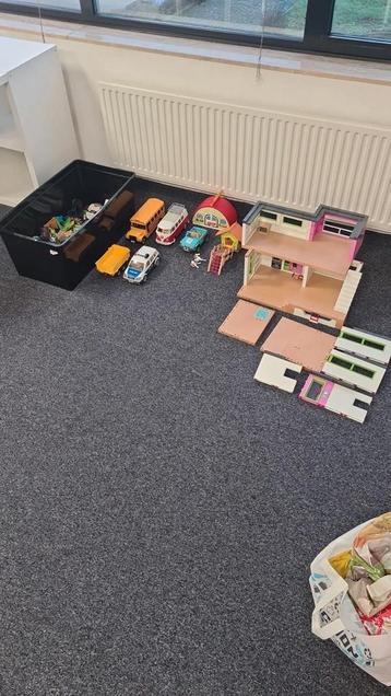 Partij playmobil beschikbaar voor biedingen
