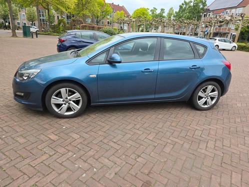 Opel Astra 2013 met 118000k 1,4 turbo, vermogen 170 pk, Auto's, Opel, Particulier, Astra, ABS, Airbags, Airconditioning, Boordcomputer