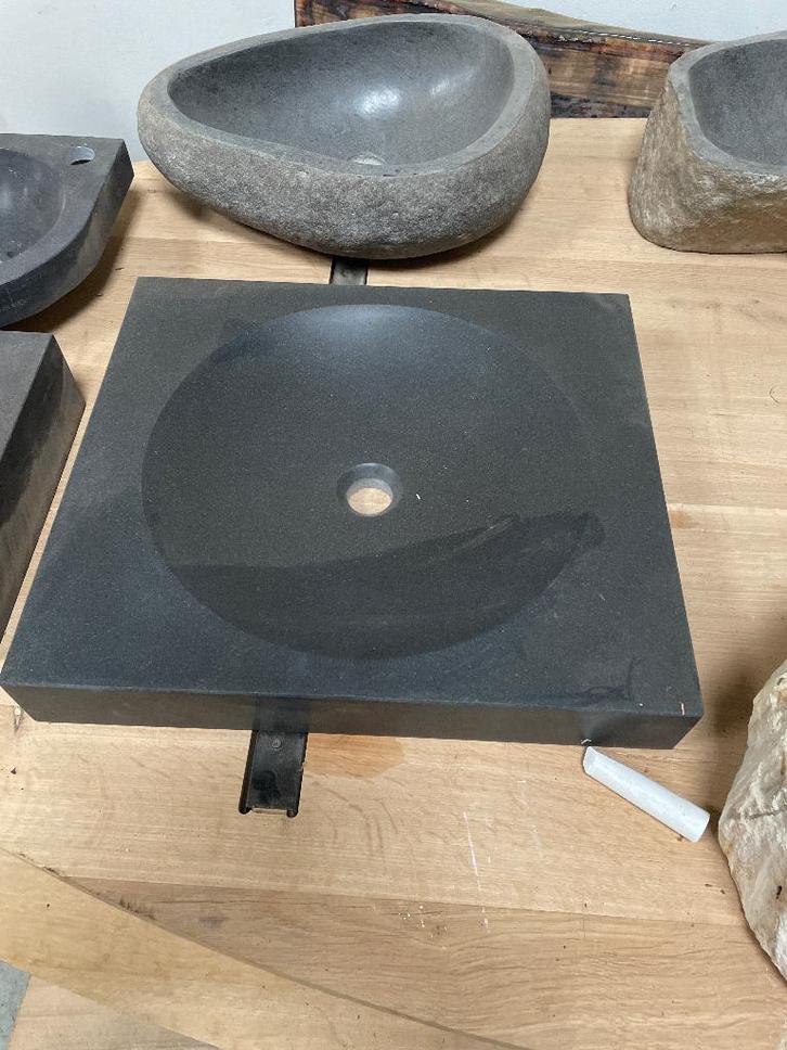 Wasbak 149€ hardsteen vietnamees, Huis en Inrichting, Badkamer | Badkamermeubels, Nieuw, Wasbak of Wastafel, Minder dan 100 cm