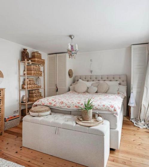 Tweepersoons boxspring van swiss sense met opbergpoef, Huis en Inrichting, Slaapkamer | Boxsprings, Ophalen