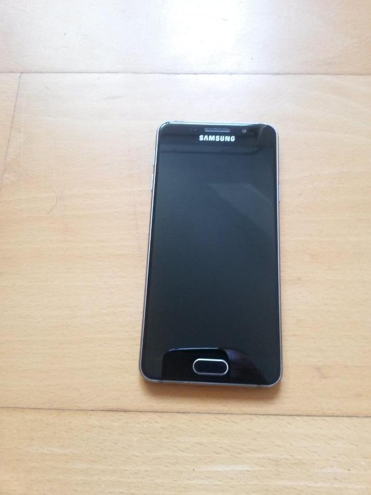 Defecte Samsung galaxy A3 (2016) SM-A310F smartphone, Telecommunicatie, Mobiele telefoons | Samsung, Niet werkend, Overige modellen
