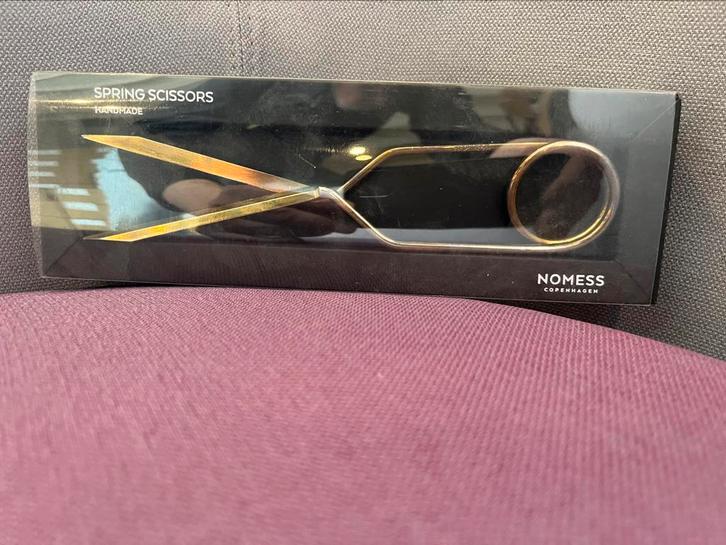 ‘Spring’ scissors - Nomess Copenhagen - new in box, Antiek en Kunst, Kunst | Designobjecten, Ophalen of Verzenden