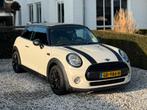 Mini Cooper 1.2 ONE 2015 Wit, Auto's, Voorwielaandrijving, 4 stoelen, 1198 cc, Handgeschakeld
