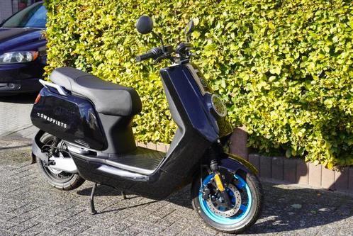 NIU NQi sport electrische scooter 300KM gereden!, Fietsen en Brommers, Scooters | Overige merken, Zo goed als nieuw, Elektrisch