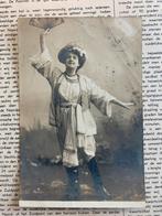 1905 Danseres met waaier (PP), Verzamelen, Ophalen of Verzenden, Voor 1920, Gelopen, Overige thema's