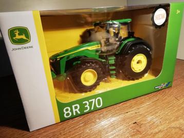Te koop Britains John Deere 8R 370. beschikbaar voor biedingen