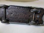1957 Dinky Toys 164 VAUXHALL CRESTA (-E-), Ophalen of Verzenden, Gebruikt, Auto, Dinky Toys