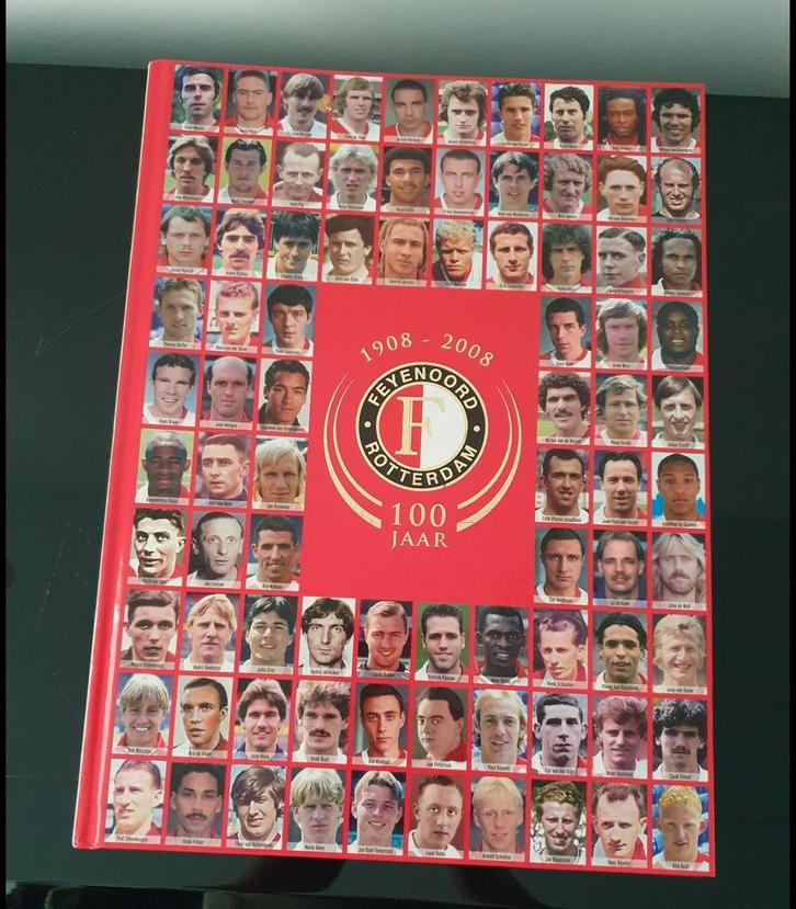 Jubileum boek 100 jaar Feyenoord, Boeken, Sportboeken, Zo goed als nieuw, Balsport, Ophalen