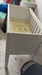 Ledikantje in goede staat, Ophalen, Zo goed als nieuw, Ledikant